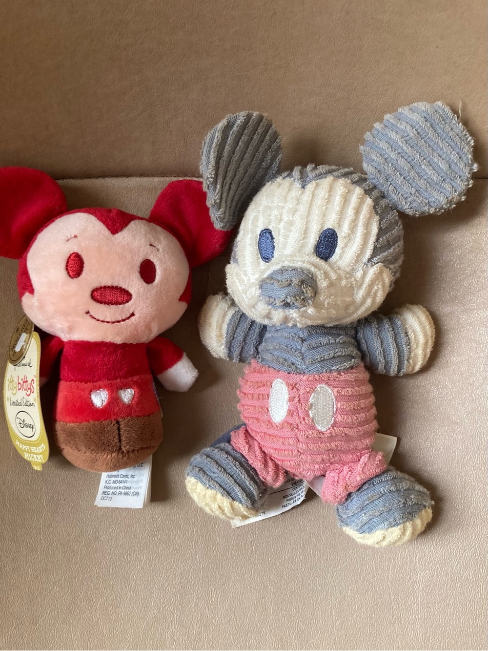 Itty Bittys Happy Hearts Mickey and Plush Mickey Mouse
